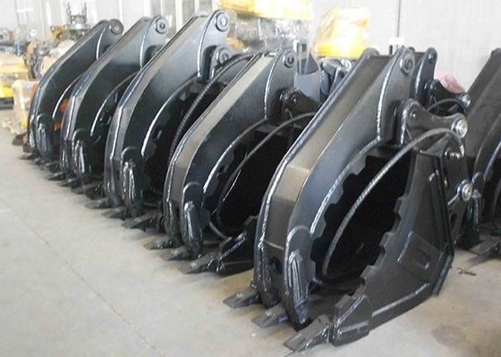 Çukurcu Başparmak Kovası Q355 NM400 22 Ton Çukurcu DH220 PC220 Çam taş inşaat atıkları işleme